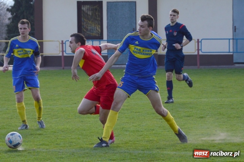 Zdjęcie w galerii na portalu naszraciborz.pl: Koziołki bezbramkowo zremisowały w Rogowie wiadomości z regionu