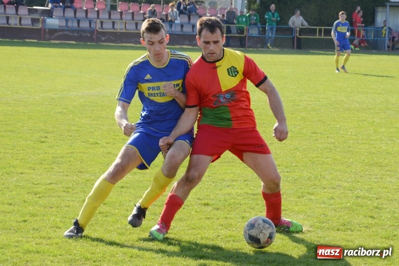 Zdjęcie w galerii na portalu naszraciborz.pl: Koziołki bezbramkowo zremisowały w Rogowie wiadomości z regionu