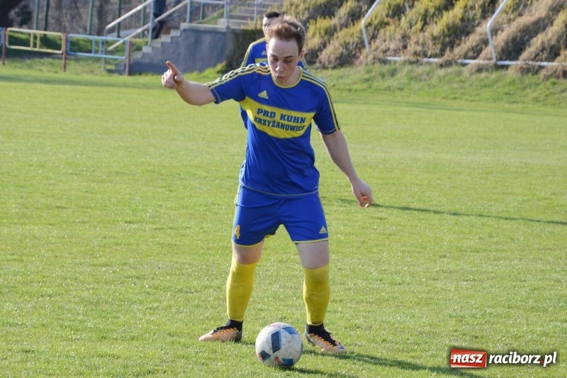 Zdjęcie w galerii na portalu naszraciborz.pl: Koziołki bezbramkowo zremisowały w Rogowie wiadomości z regionu