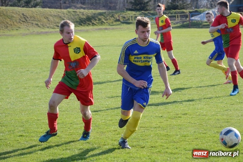 Zdjęcie w galerii na portalu naszraciborz.pl: Koziołki bezbramkowo zremisowały w Rogowie wiadomości z regionu