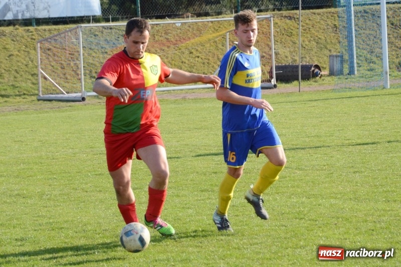 Zdjęcie w galerii na portalu naszraciborz.pl: Koziołki bezbramkowo zremisowały w Rogowie wiadomości z regionu
