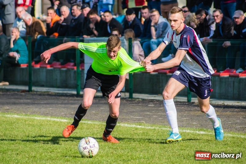 Zdjęcie w galerii na portalu naszraciborz.pl: Spektakl jednego aktora w Tworkowie wiadomości z regionu