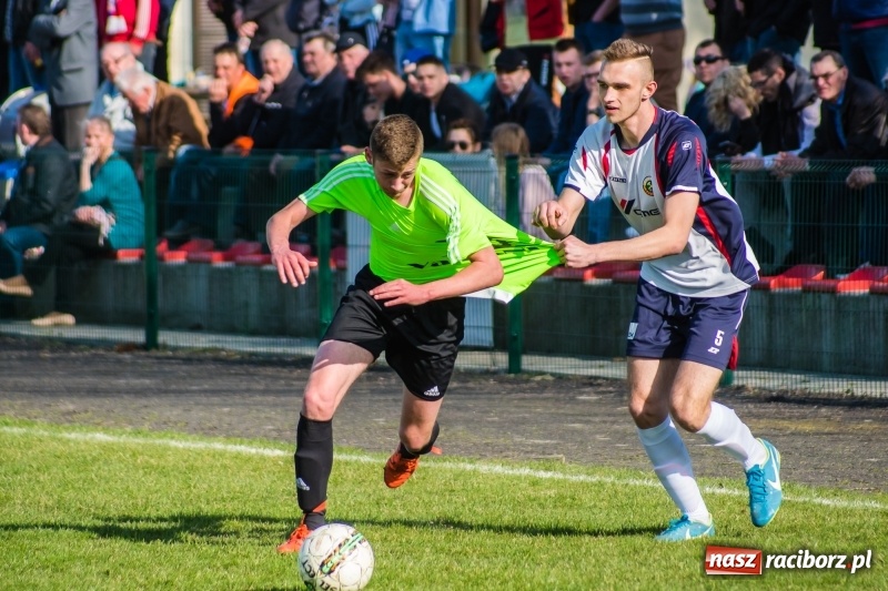 Zdjęcie w galerii na portalu naszraciborz.pl: Spektakl jednego aktora w Tworkowie wiadomości z regionu