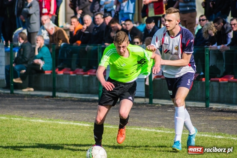 Zdjęcie w galerii na portalu naszraciborz.pl: Spektakl jednego aktora w Tworkowie wiadomości z regionu