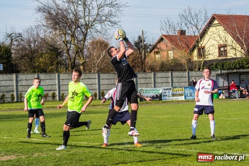 Zdjęcie w galerii na portalu naszraciborz.pl: Spektakl jednego aktora w Tworkowie wiadomości z regionu