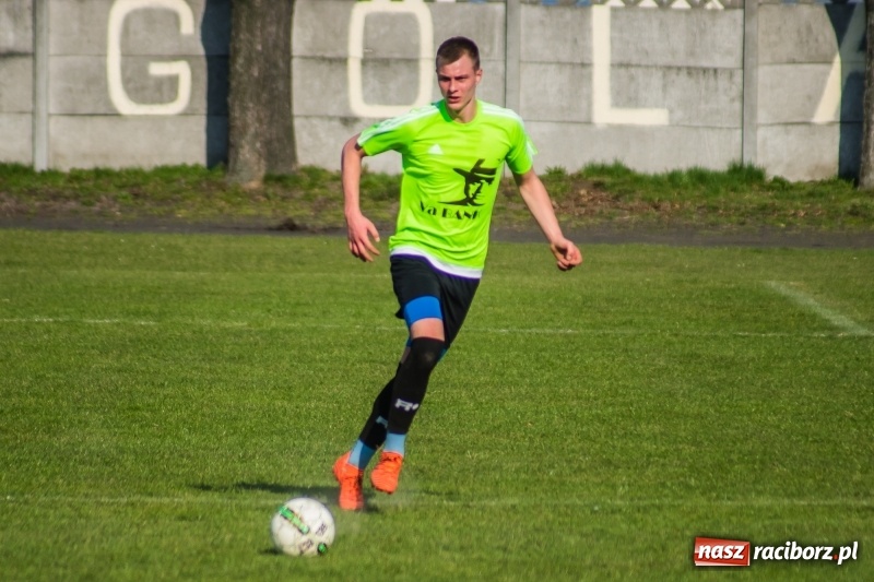 Zdjęcie w galerii na portalu naszraciborz.pl: Spektakl jednego aktora w Tworkowie wiadomości z regionu