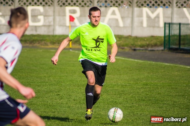 Zdjęcie w galerii na portalu naszraciborz.pl: Spektakl jednego aktora w Tworkowie wiadomości z regionu