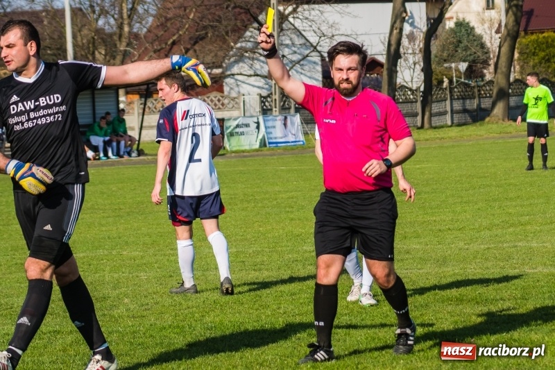 Zdjęcie w galerii na portalu naszraciborz.pl: Spektakl jednego aktora w Tworkowie wiadomości z regionu