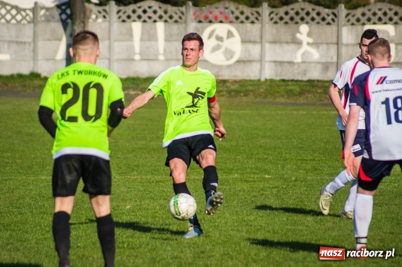 Zdjęcie w galerii na portalu naszraciborz.pl: Spektakl jednego aktora w Tworkowie wiadomości z regionu