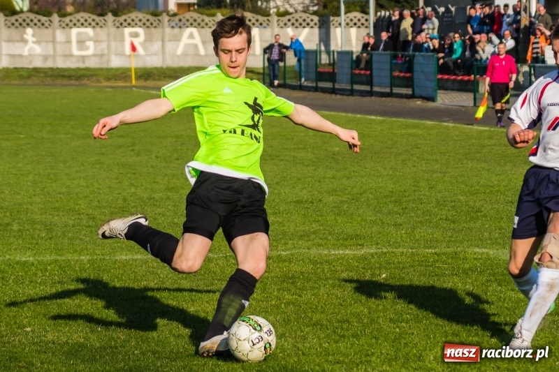 Zdjęcie w galerii na portalu naszraciborz.pl: Spektakl jednego aktora w Tworkowie wiadomości z regionu