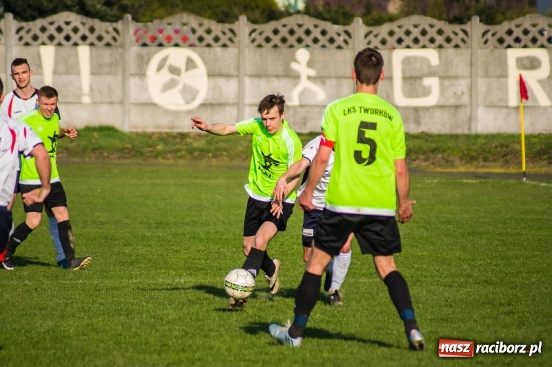 Zdjęcie w galerii na portalu naszraciborz.pl: Spektakl jednego aktora w Tworkowie wiadomości z regionu