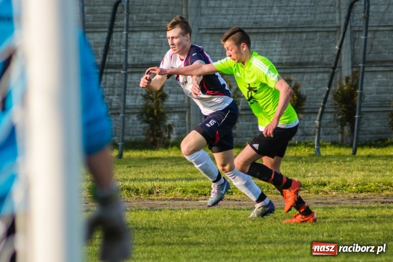 Zdjęcie w galerii na portalu naszraciborz.pl: Spektakl jednego aktora w Tworkowie wiadomości z regionu