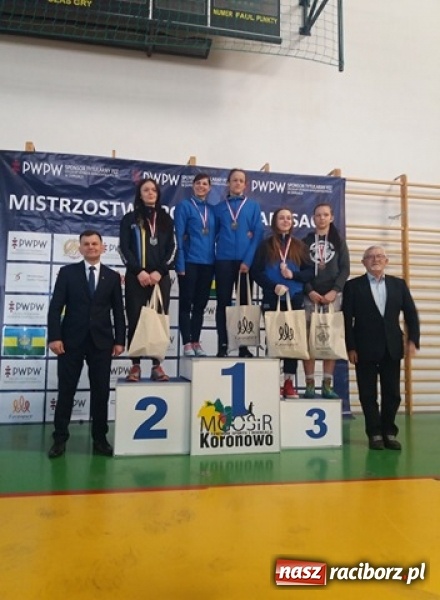 Zdjęcie w galerii na portalu naszraciborz.pl: Dwa medale zapaśniczek Unii na Mistrzostwach Polski wiadomości z regionu