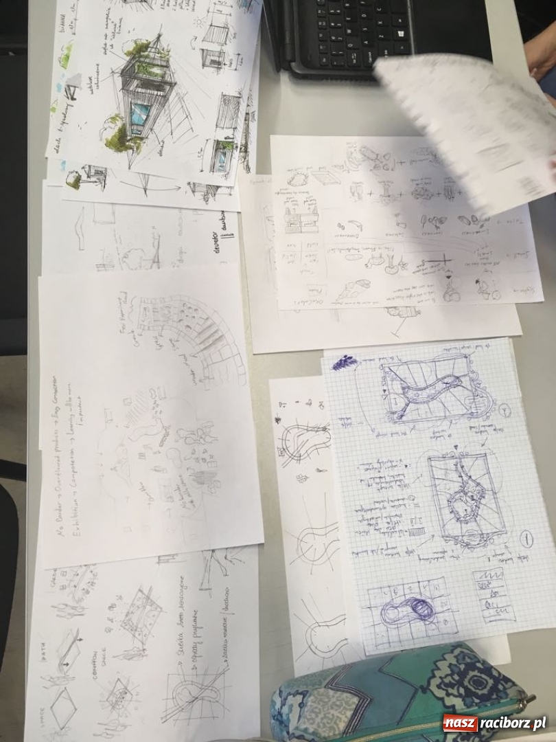 Zdjęcie w galerii na portalu naszraciborz.pl: Wykładowcy International University of Sarajevo z wizytą w raciborskiej PWSZ wiadomości z regionu