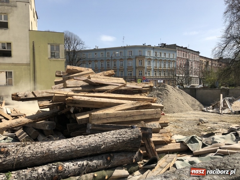 Zdjęcie w galerii na portalu naszraciborz.pl: Trwa remont budynku byłej komendy policji. Koszt inwestycji to ponad 6,5 miliona złotych wiadomości z regionu