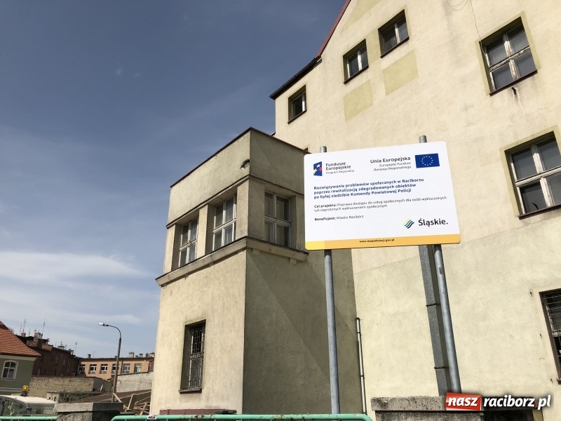 Zdjęcie w galerii na portalu naszraciborz.pl: Trwa remont budynku byłej komendy policji. Koszt inwestycji to ponad 6,5 miliona złotych wiadomości z regionu