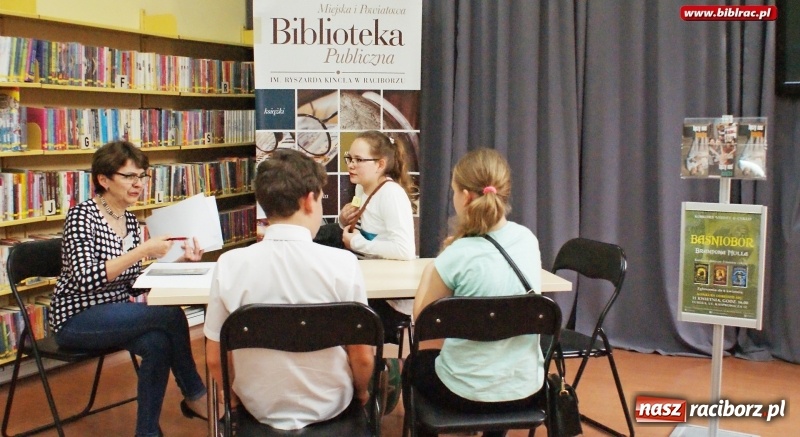 Zdjęcie w galerii na portalu naszraciborz.pl: Konkurs wiedzy Baśniobór w raciborskiej bibliotece  wiadomości z regionu