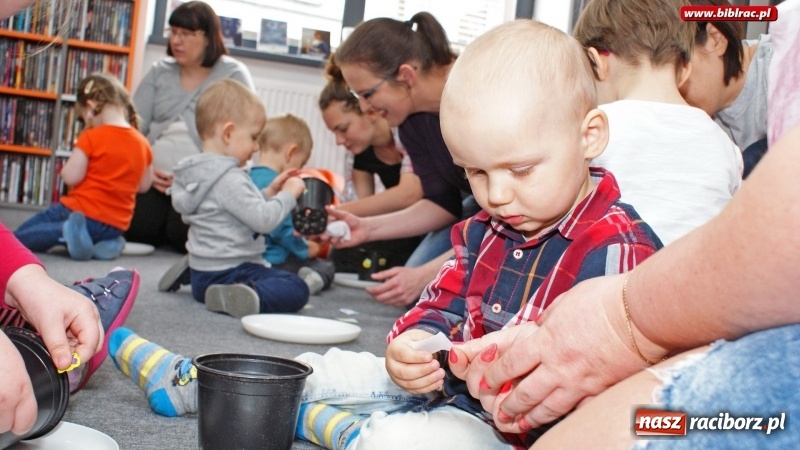 Zdjęcie w galerii na portalu naszraciborz.pl: Wiosenne porządki w Klubie Malucha na Ostrogu wiadomości z regionu