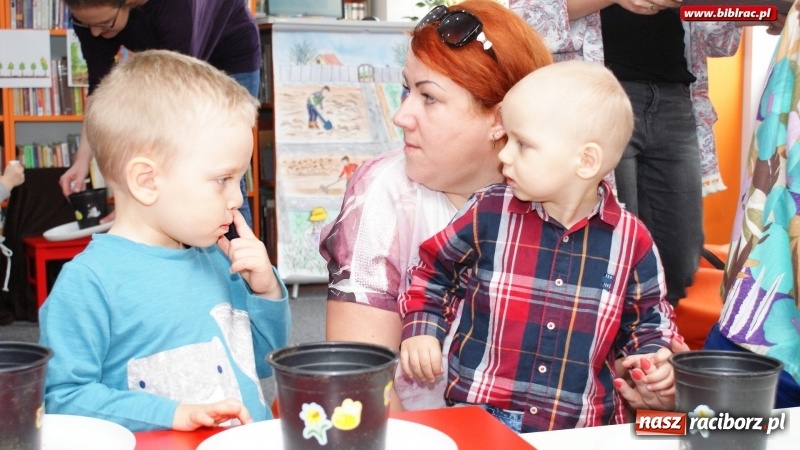 Zdjęcie w galerii na portalu naszraciborz.pl: Wiosenne porządki w Klubie Malucha na Ostrogu wiadomości z regionu