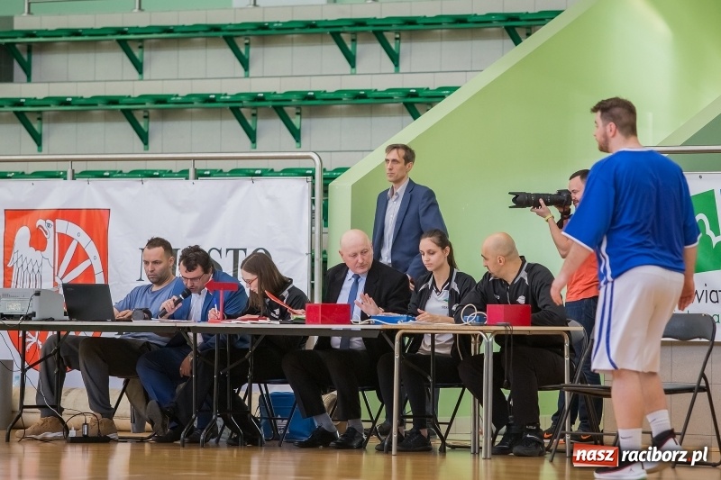 Zdjęcie w galerii na portalu naszraciborz.pl: Odrodzenie Ofensywy w trzeciej kwarcie. Raciborzanie pokonali faworyta fazy play-off wiadomości z regionu