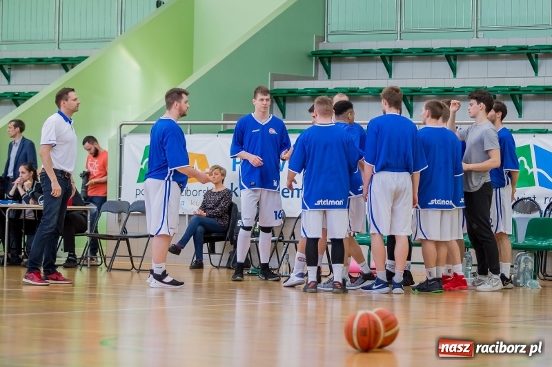 Zdjęcie w galerii na portalu naszraciborz.pl: Odrodzenie Ofensywy w trzeciej kwarcie. Raciborzanie pokonali faworyta fazy play-off wiadomości z regionu