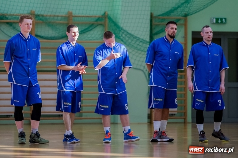 Zdjęcie w galerii na portalu naszraciborz.pl: Odrodzenie Ofensywy w trzeciej kwarcie. Raciborzanie pokonali faworyta fazy play-off wiadomości z regionu