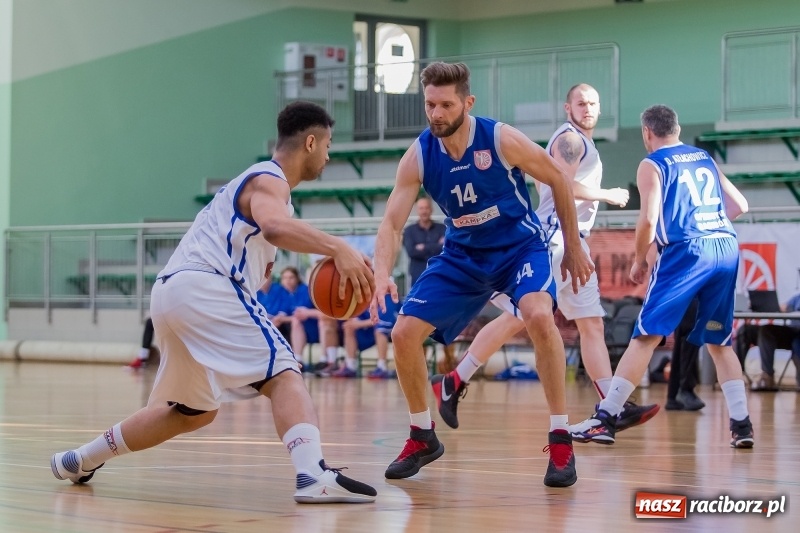 Zdjęcie w galerii na portalu naszraciborz.pl: Odrodzenie Ofensywy w trzeciej kwarcie. Raciborzanie pokonali faworyta fazy play-off wiadomości z regionu