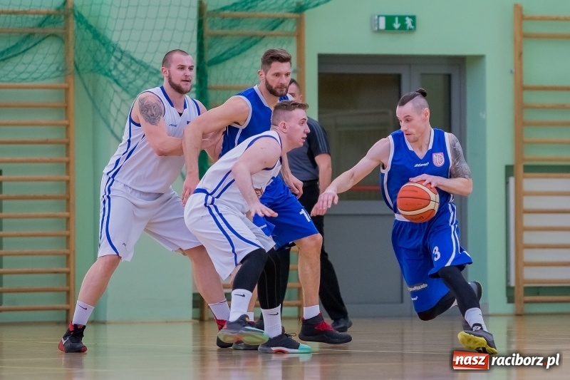 Zdjęcie w galerii na portalu naszraciborz.pl: Odrodzenie Ofensywy w trzeciej kwarcie. Raciborzanie pokonali faworyta fazy play-off wiadomości z regionu