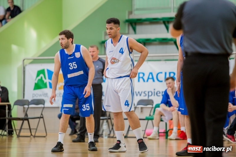 Zdjęcie w galerii na portalu naszraciborz.pl: Odrodzenie Ofensywy w trzeciej kwarcie. Raciborzanie pokonali faworyta fazy play-off wiadomości z regionu