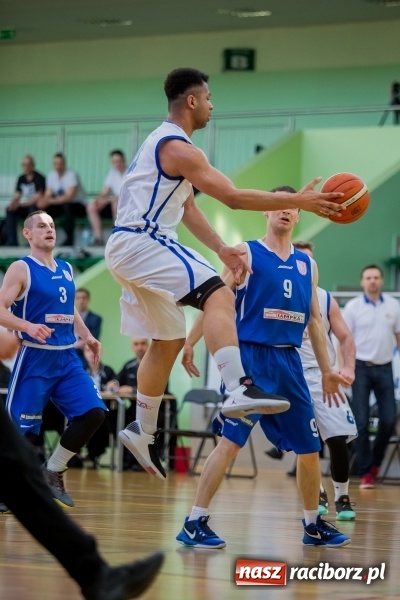 Zdjęcie w galerii na portalu naszraciborz.pl: Odrodzenie Ofensywy w trzeciej kwarcie. Raciborzanie pokonali faworyta fazy play-off wiadomości z regionu