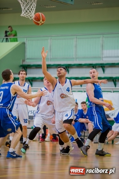 Zdjęcie w galerii na portalu naszraciborz.pl: Odrodzenie Ofensywy w trzeciej kwarcie. Raciborzanie pokonali faworyta fazy play-off wiadomości z regionu