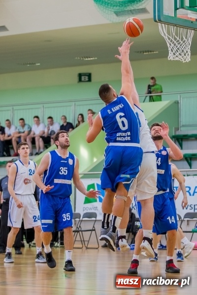 Zdjęcie w galerii na portalu naszraciborz.pl: Odrodzenie Ofensywy w trzeciej kwarcie. Raciborzanie pokonali faworyta fazy play-off wiadomości z regionu