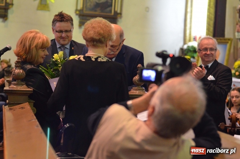 Zdjęcie w galerii na portalu naszraciborz.pl: Koncert ku pamięci św. Jana Pawła II w kościele farnym wiadomości z regionu