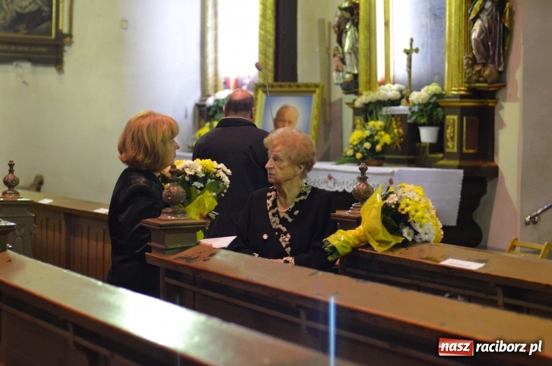 Zdjęcie w galerii na portalu naszraciborz.pl: Koncert ku pamięci św. Jana Pawła II w kościele farnym wiadomości z regionu
