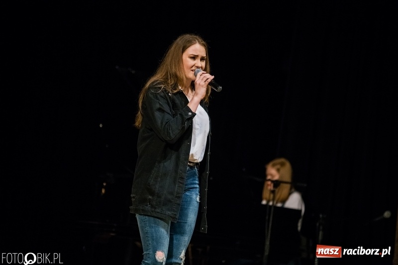 Zdjęcie w galerii na portalu naszraciborz.pl: Helena Nieckarz wygrała III Raciborską Giełdę Talentów wiadomości z regionu