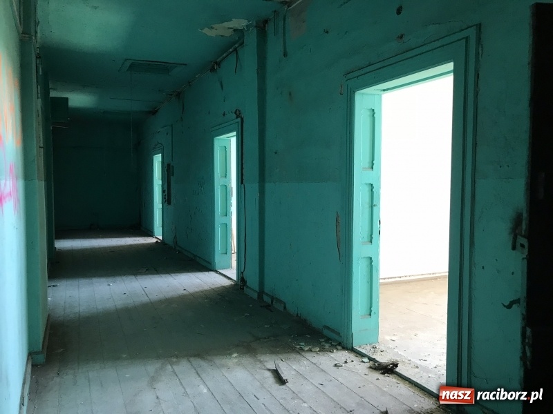 Zdjęcie w galerii na portalu naszraciborz.pl: Prezydent nawiązał kontakt z jednym z właścicieli starego szpitala. Ten zdradził swoje plany wiadomości z regionu