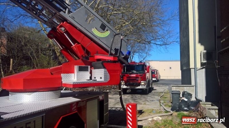 Zdjęcie w galerii na portalu naszraciborz.pl: Prezydent nawiązał kontakt z jednym z właścicieli starego szpitala. Ten zdradził swoje plany wiadomości z regionu