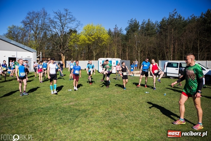 Zdjęcie w galerii na portalu naszraciborz.pl: Mateusz Wolnik zwycięzcą III Półmaratonu Leśnego Rafamet 2018 wiadomości z regionu