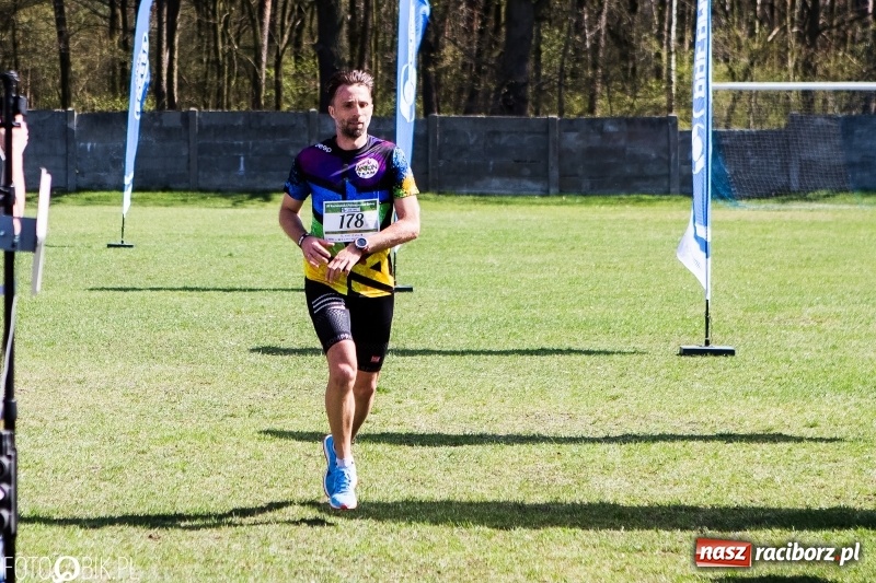 Zdjęcie w galerii na portalu naszraciborz.pl: Mateusz Wolnik zwycięzcą III Półmaratonu Leśnego Rafamet 2018 wiadomości z regionu