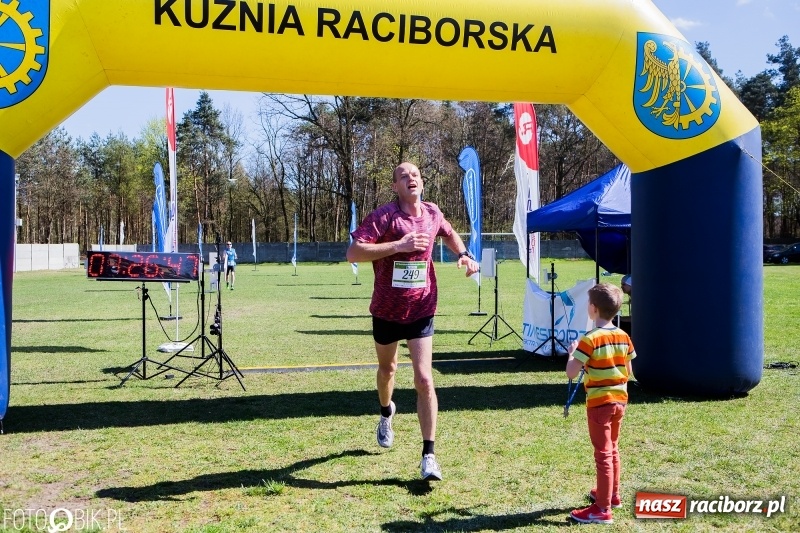 Zdjęcie w galerii na portalu naszraciborz.pl: Mateusz Wolnik zwycięzcą III Półmaratonu Leśnego Rafamet 2018 wiadomości z regionu