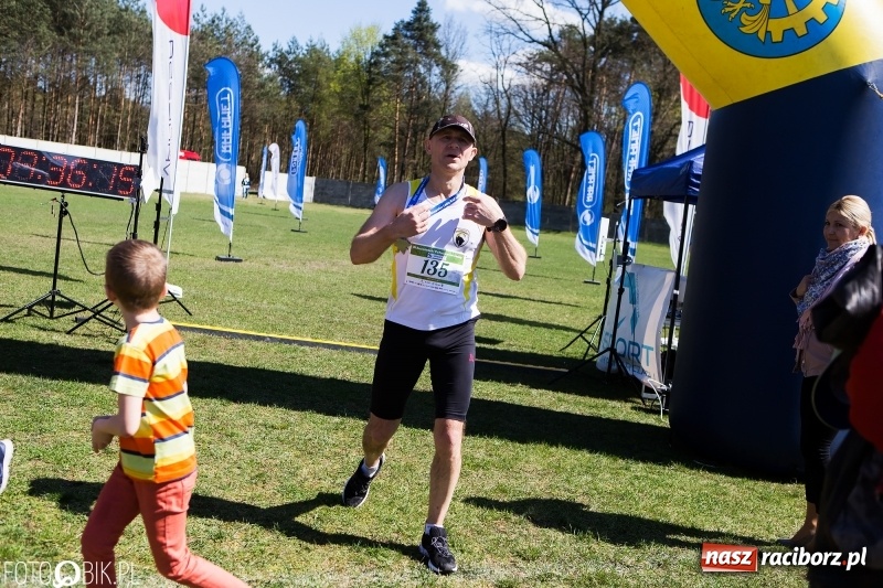 Zdjęcie w galerii na portalu naszraciborz.pl: Mateusz Wolnik zwycięzcą III Półmaratonu Leśnego Rafamet 2018 wiadomości z regionu