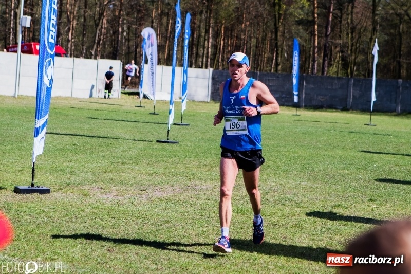 Zdjęcie w galerii na portalu naszraciborz.pl: Mateusz Wolnik zwycięzcą III Półmaratonu Leśnego Rafamet 2018 wiadomości z regionu