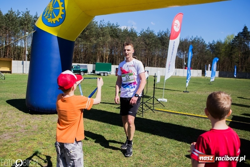 Zdjęcie w galerii na portalu naszraciborz.pl: Mateusz Wolnik zwycięzcą III Półmaratonu Leśnego Rafamet 2018 wiadomości z regionu