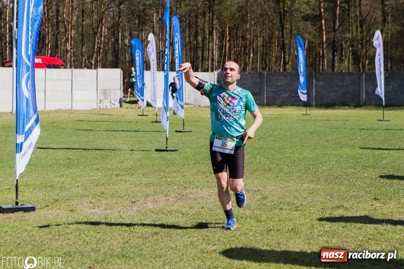 Zdjęcie w galerii na portalu naszraciborz.pl: Mateusz Wolnik zwycięzcą III Półmaratonu Leśnego Rafamet 2018 wiadomości z regionu