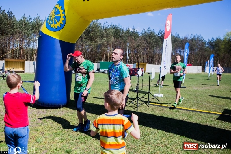 Zdjęcie w galerii na portalu naszraciborz.pl: Mateusz Wolnik zwycięzcą III Półmaratonu Leśnego Rafamet 2018 wiadomości z regionu