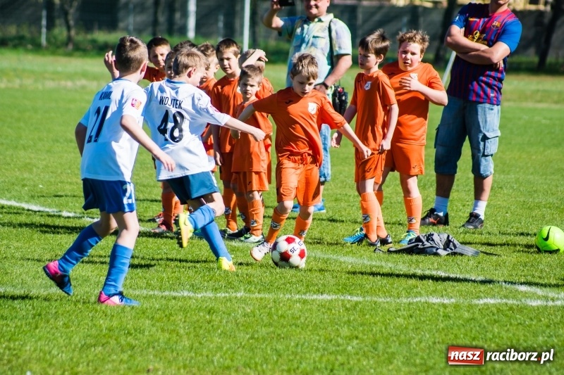 Zdjęcie w galerii na portalu naszraciborz.pl: Żaki Rafako zmierzyły się z Unią. Raszczyce nie przyjechały wiadomości z regionu