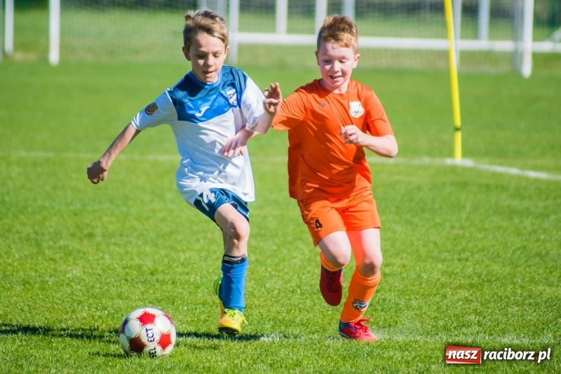 Zdjęcie w galerii na portalu naszraciborz.pl: Żaki Rafako zmierzyły się z Unią. Raszczyce nie przyjechały wiadomości z regionu