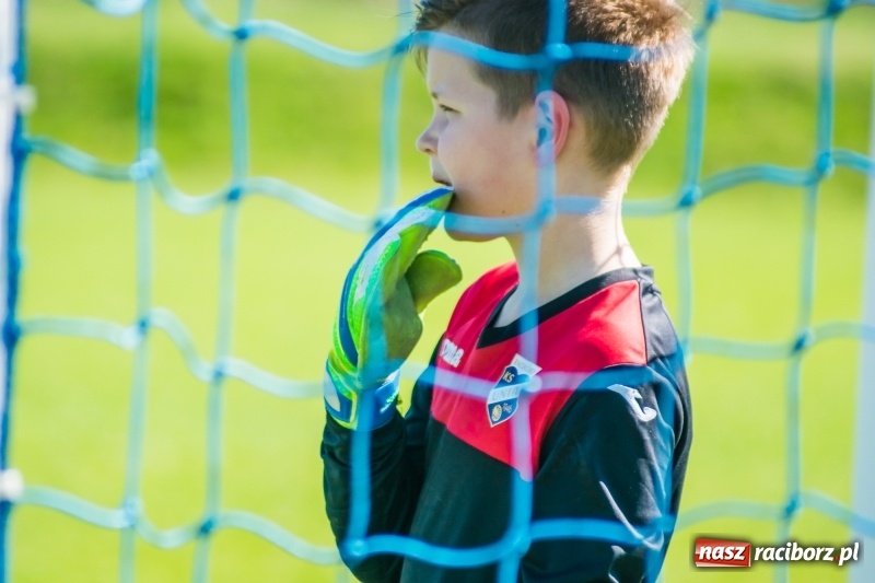 Zdjęcie w galerii na portalu naszraciborz.pl: Żaki Rafako zmierzyły się z Unią. Raszczyce nie przyjechały wiadomości z regionu