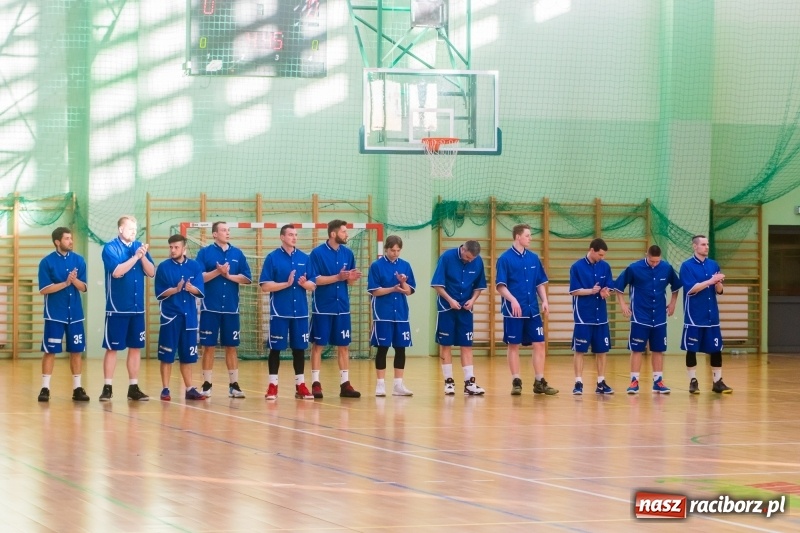 Zdjęcie w galerii na portalu naszraciborz.pl: Rzuty za trzy punkty pogrążyły Ofensywę wiadomości z regionu