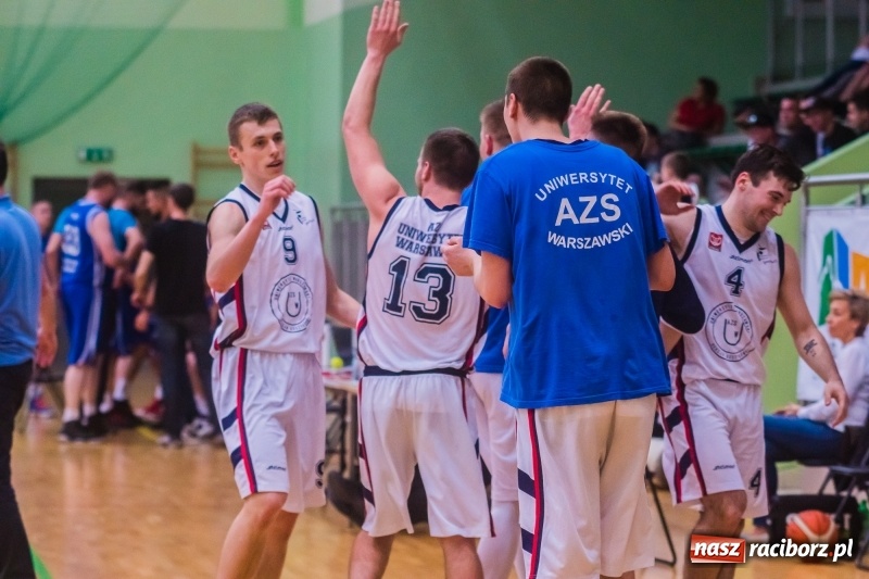 Zdjęcie w galerii na portalu naszraciborz.pl: Rzuty za trzy punkty pogrążyły Ofensywę wiadomości z regionu